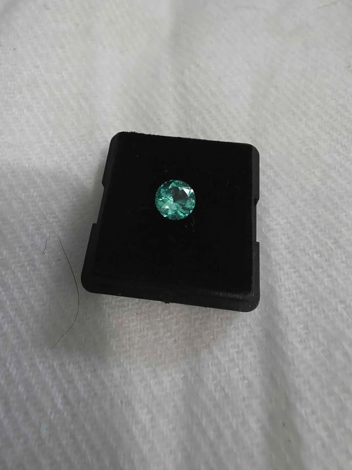 Emerald natural Colombian - photo 4