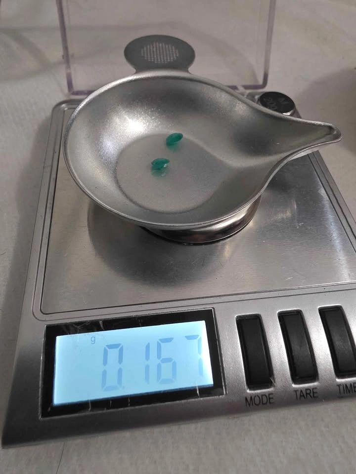 Natural Colombian Emeralds - Round Cut - Untreated Pair - photo 2