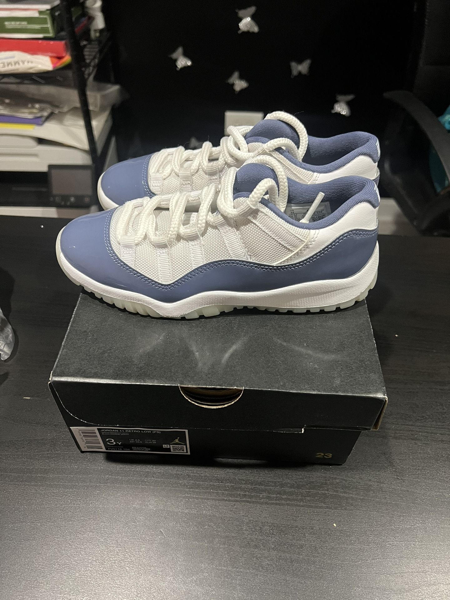 Jordan 11 Retro Low GS - Size 3Y - photo 2