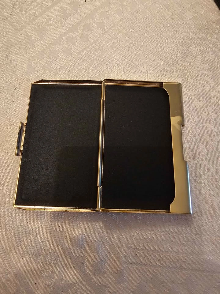 Various items, lighter, pocket, business card holder - photo 2