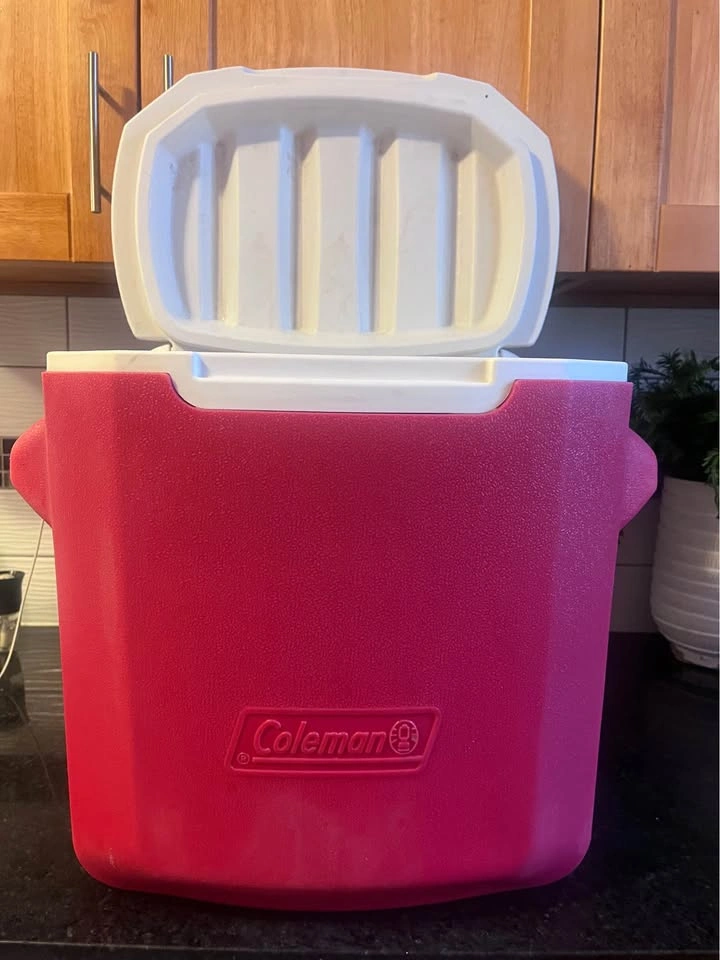 Coleman Portable Wheeled Camping Cooler Red White - photo 2