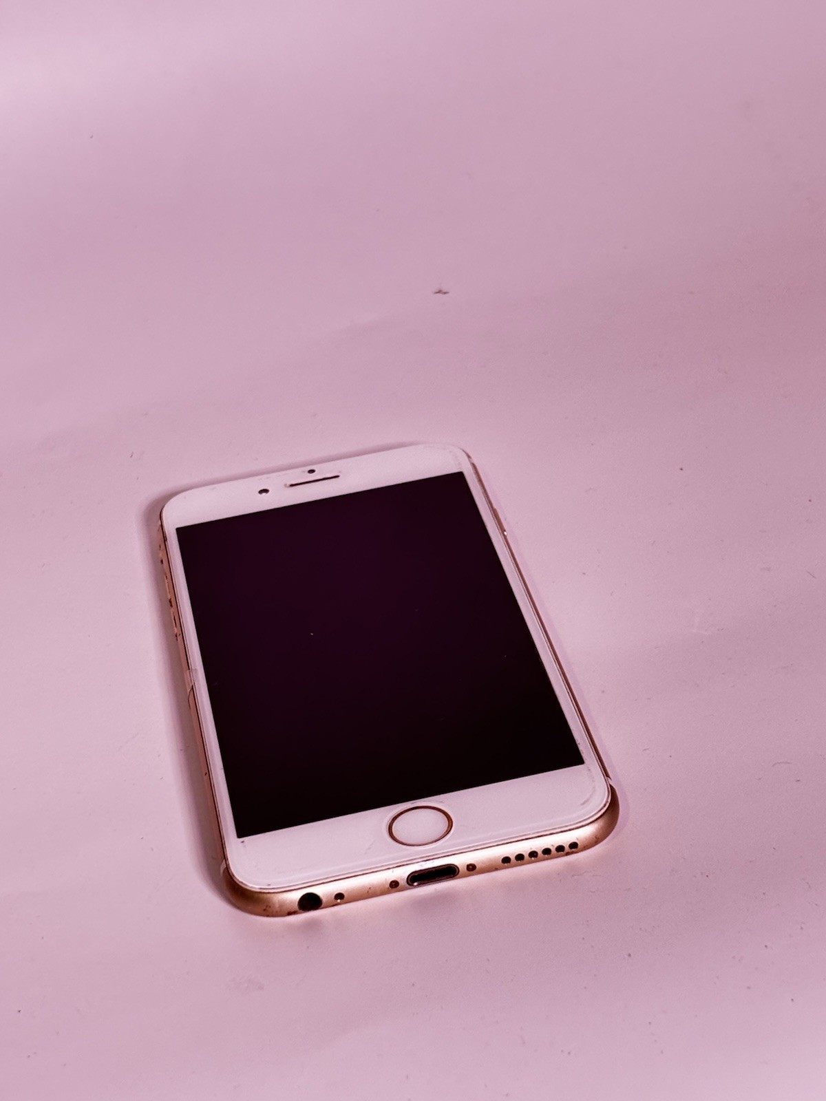 Apple iPhone 6 Gold 8MP 4.7in Wi-Fi Bluetooth Lightning A1586 iO - photo 5