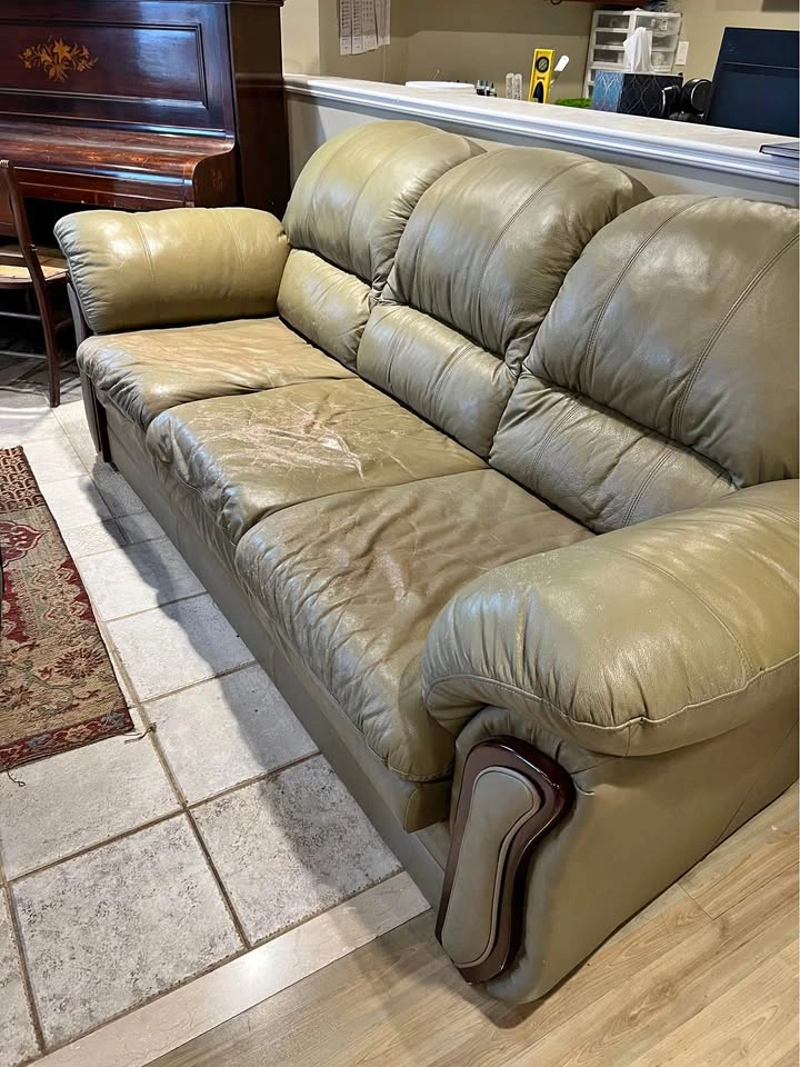 Green 3-Seat Traditional Leatherette Sofa with Wood Trim