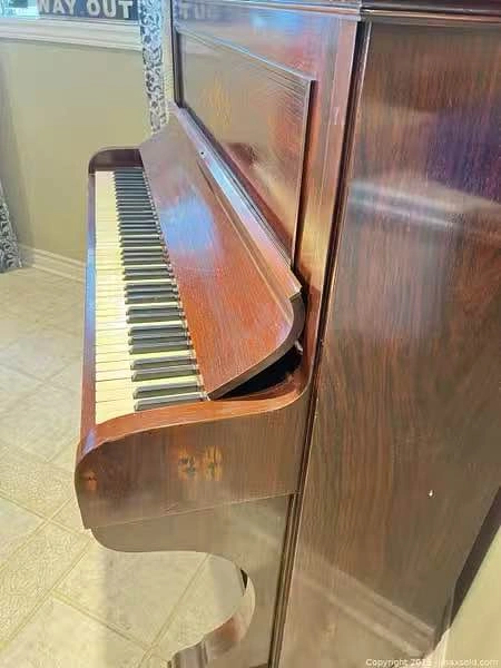 John Brinsmead & Sons Antique Upright Piano, Mahogany Veneer - photo 3