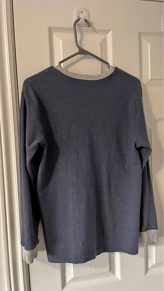 Soft sweater size M