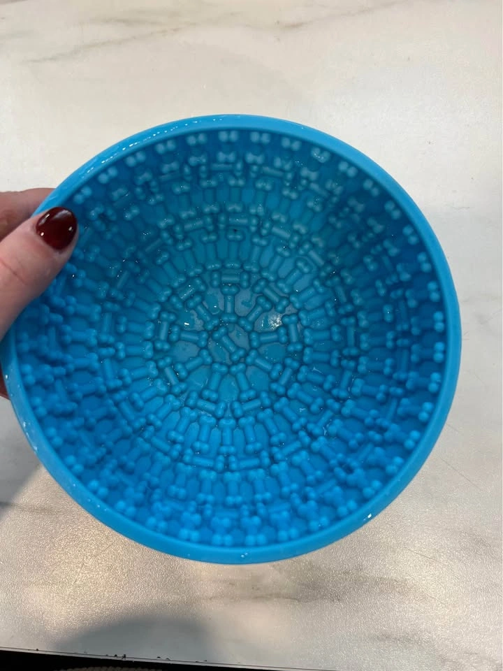 Wobble Lick Bowl for Dogs - photo 2