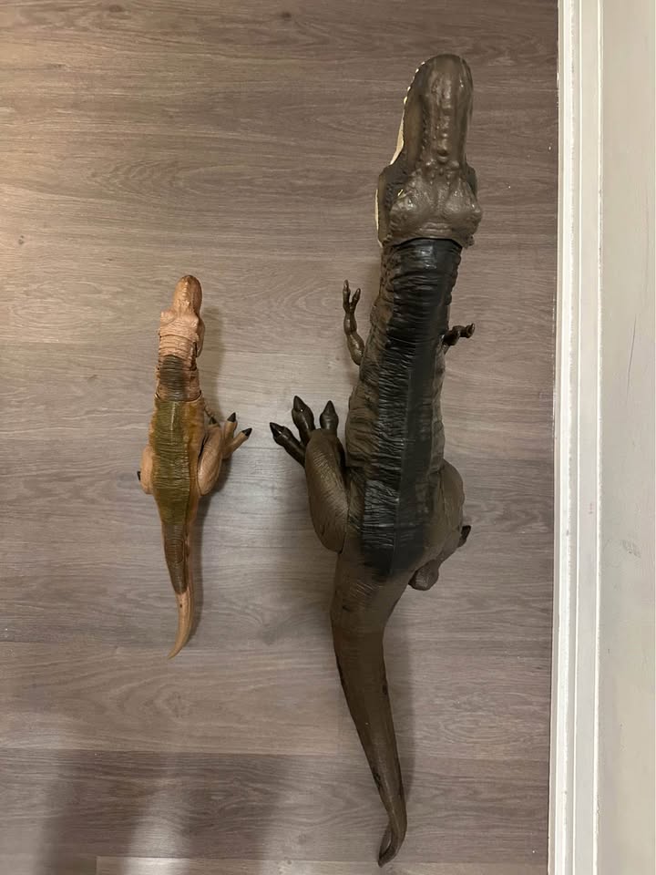 🦖 Jurassic World Super Colossal Tyrannosaurus Rex - photo 4