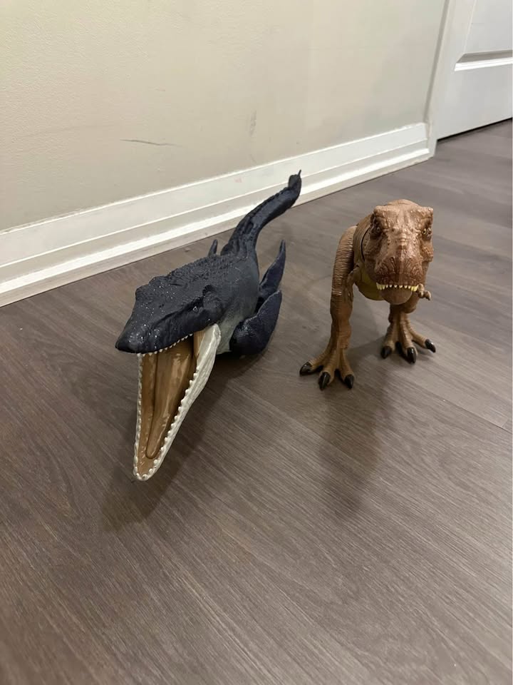 🦖 Jurassic World Mosasaurus Figure - photo 2