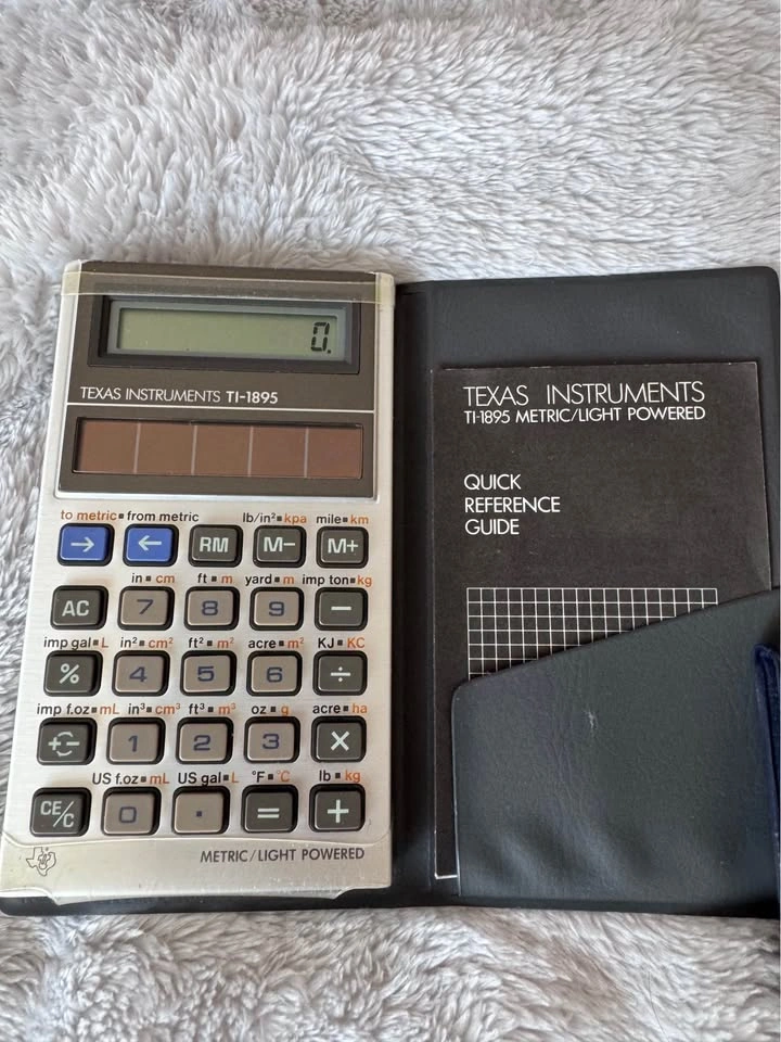 Texas Instruments Calculators - TI-1895 & Phone Bank - photo 4
