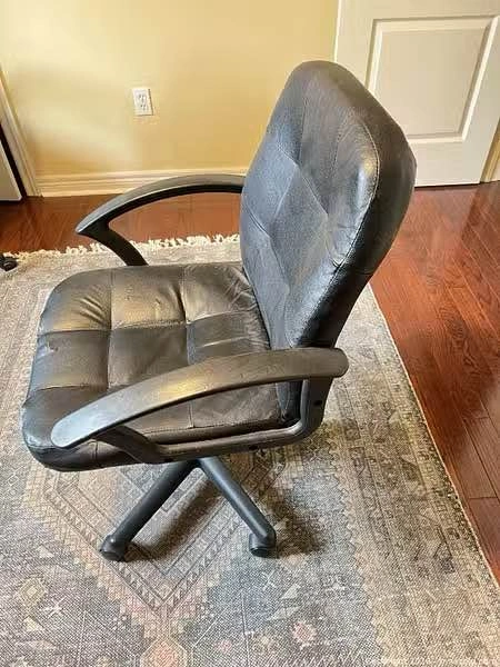 Office Depot Black Faux Leather Office Chair - photo 4