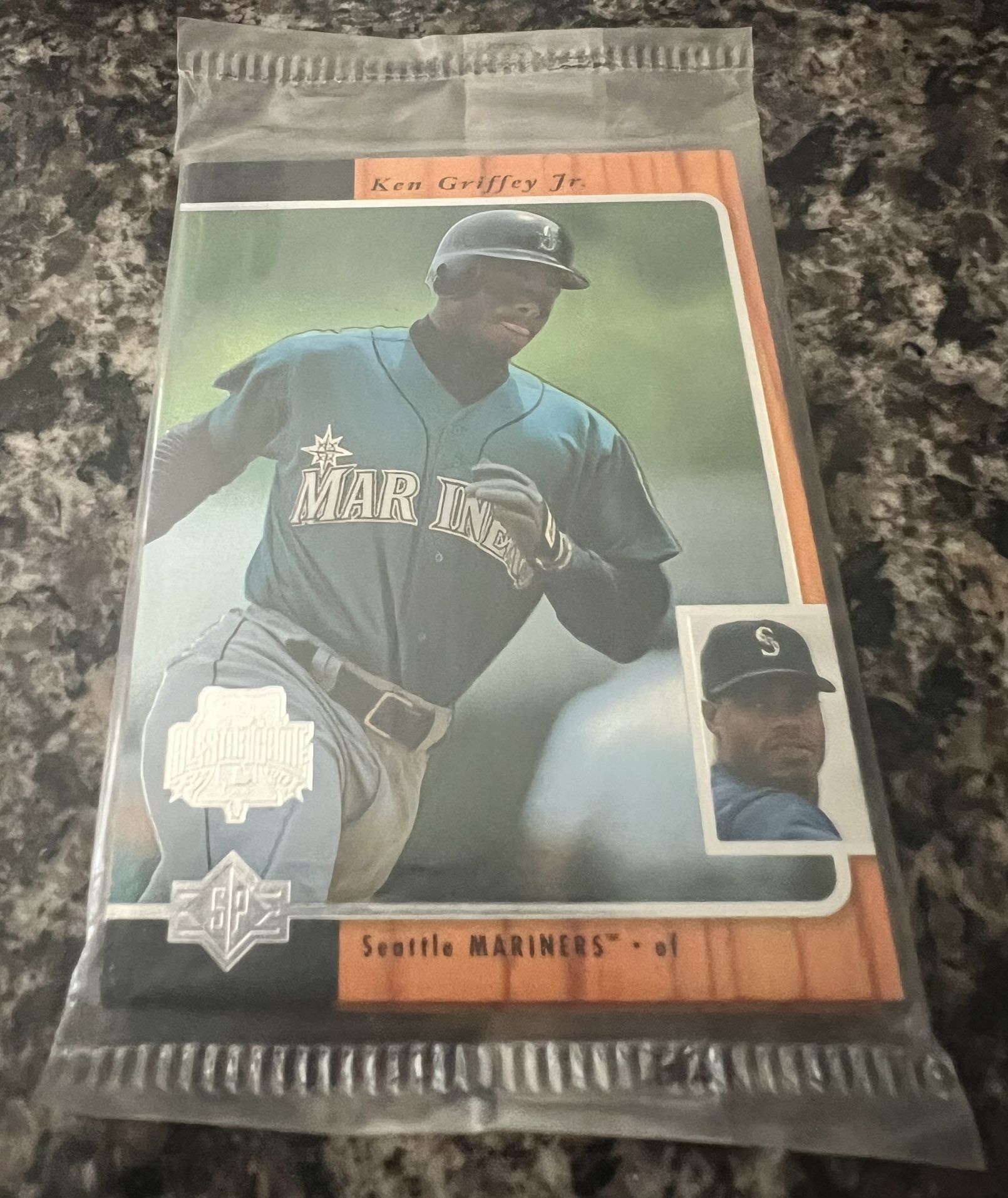 1996 Upper Deck Fanfest Ken Griffey Jr RARE Pack - photo 3