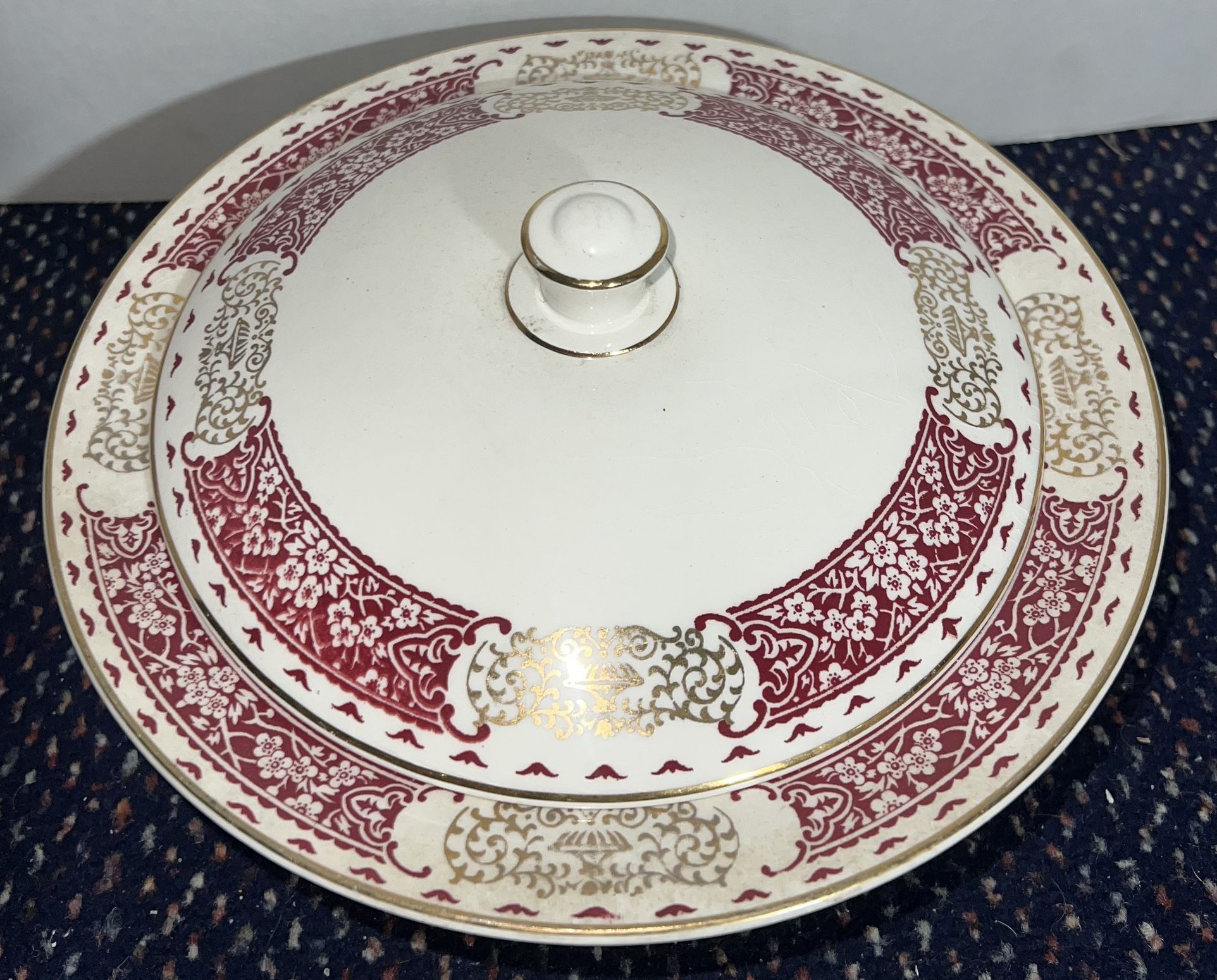 Homer Laughlin Serving Bowl with Lid - Brittany 1941 - photo 4