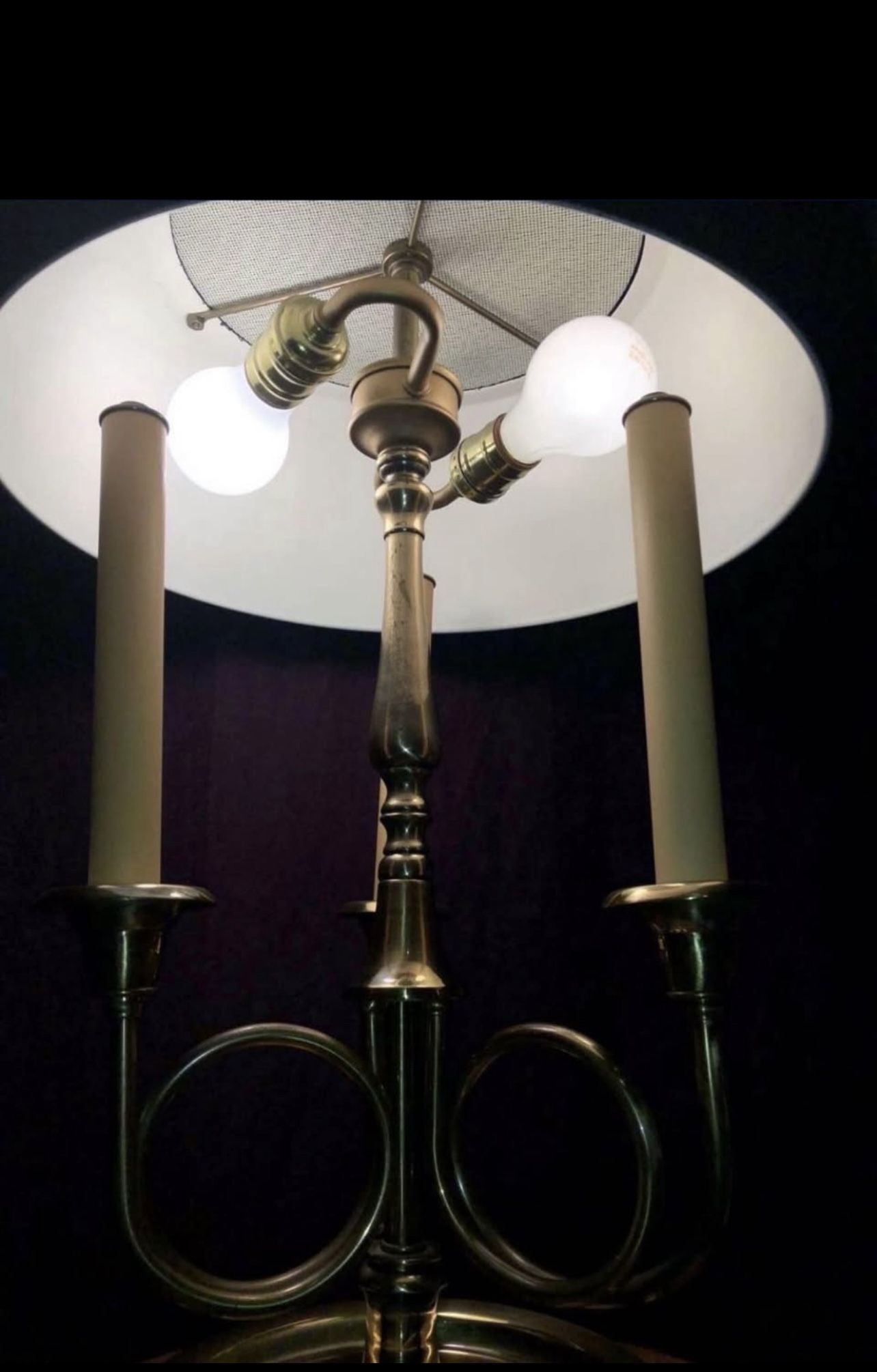 Vintage Frederick Cooper Brass Horn Bouillotte Lamp - photo 2
