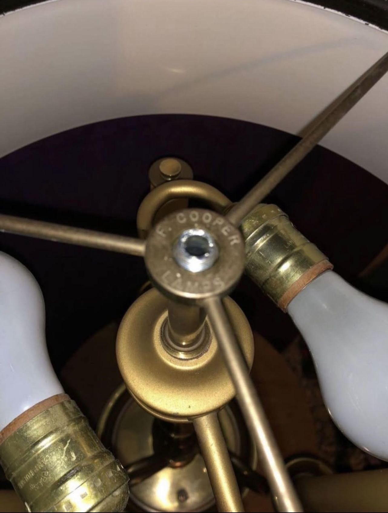 Vintage Frederick Cooper Brass Horn Bouillotte Lamp - photo 5