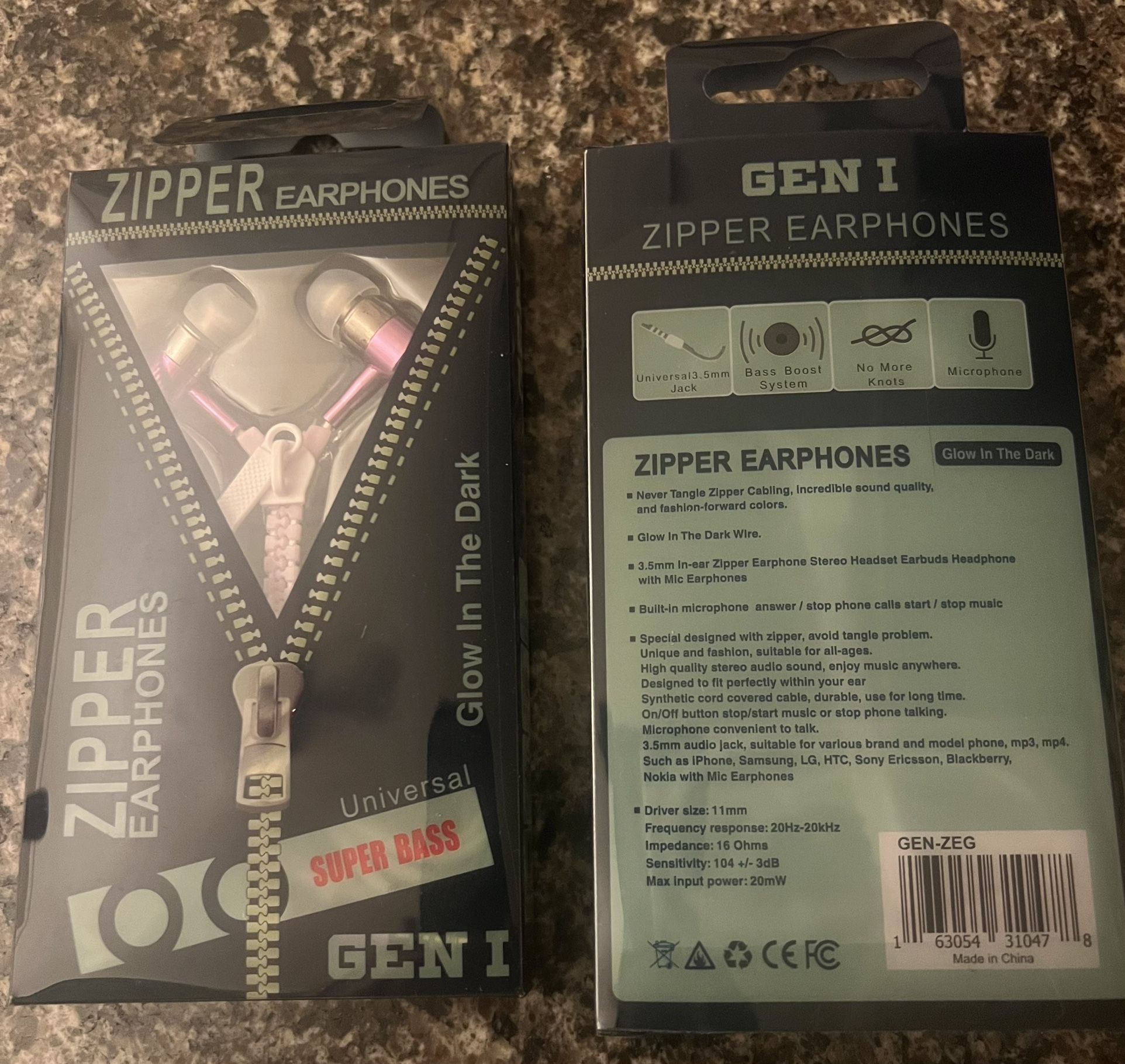 2 Zipper Earphones Glow In The Dark Super Bass New in Box - photo 2