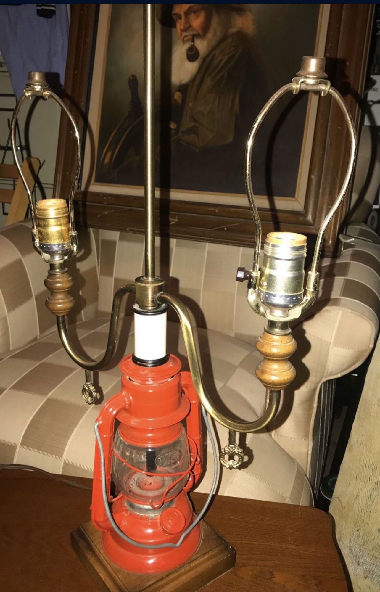 Unusual Dietz Twin Socket Red Oil Lantern Table Lamp - photo 5