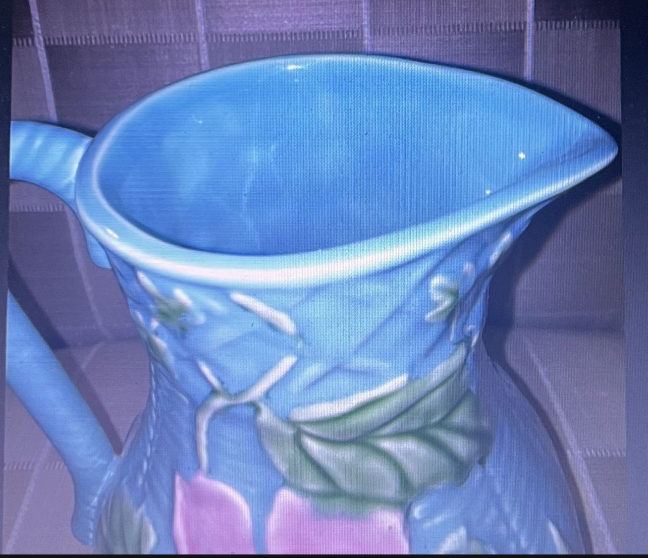 Bordallo French Majolica Pitcher Pink Blue Periwinkles Portugal - photo 3