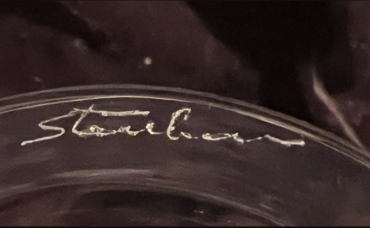 Vintage Signed Steuben Glass Vase #8069 - photo 4