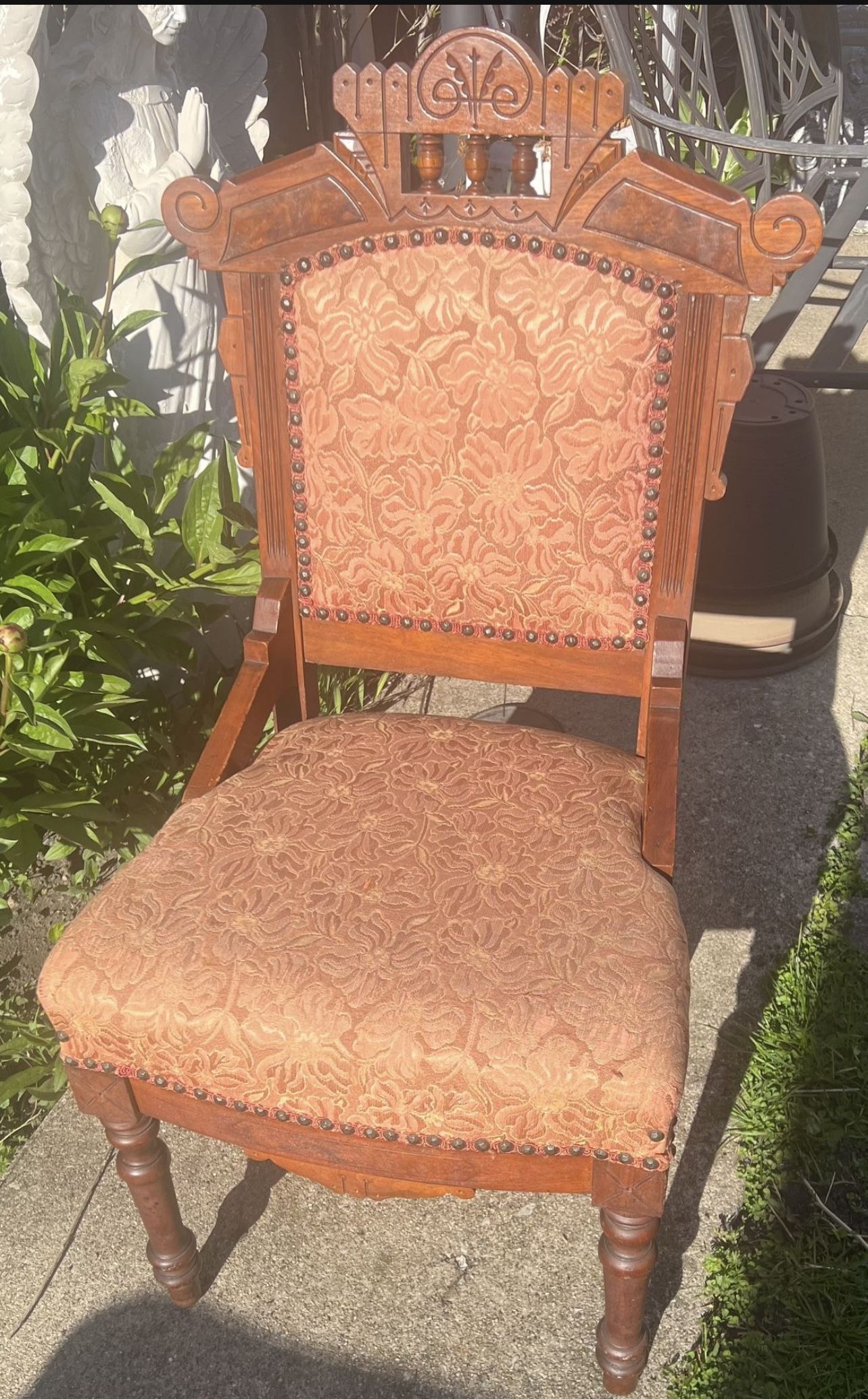 Eastlake Walnut Sidechair / Parlor Chair