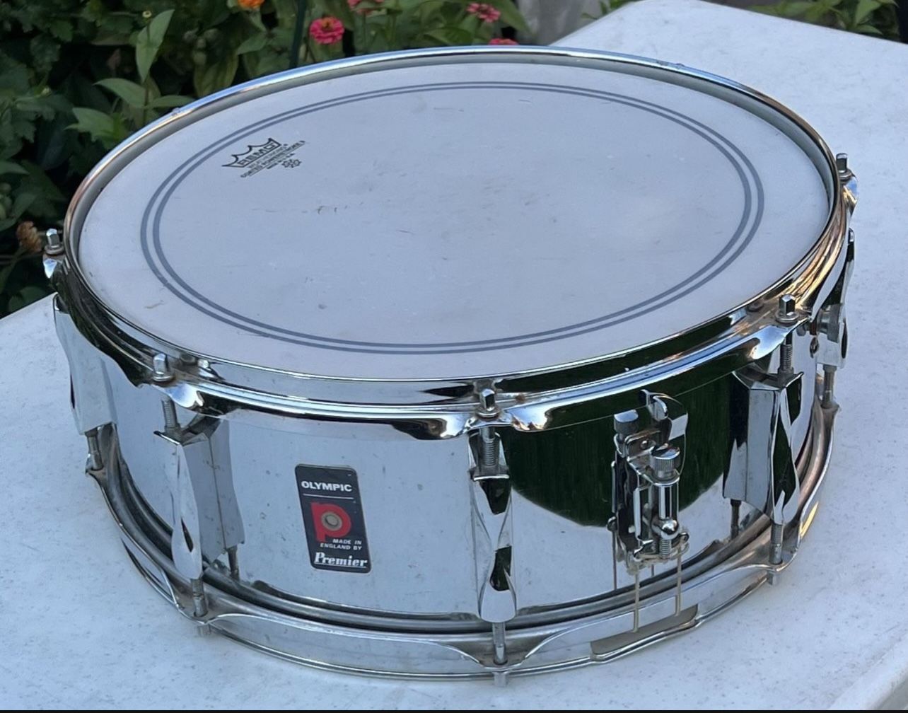 Olympic Premier Snare Drum 5.5"x 14" 8 LUG Chrome