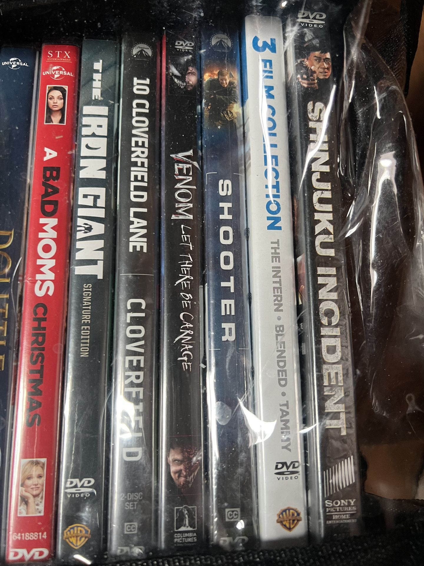 35 Brand New Sealed DVDs in Vinyl Storage Bag - photo 4