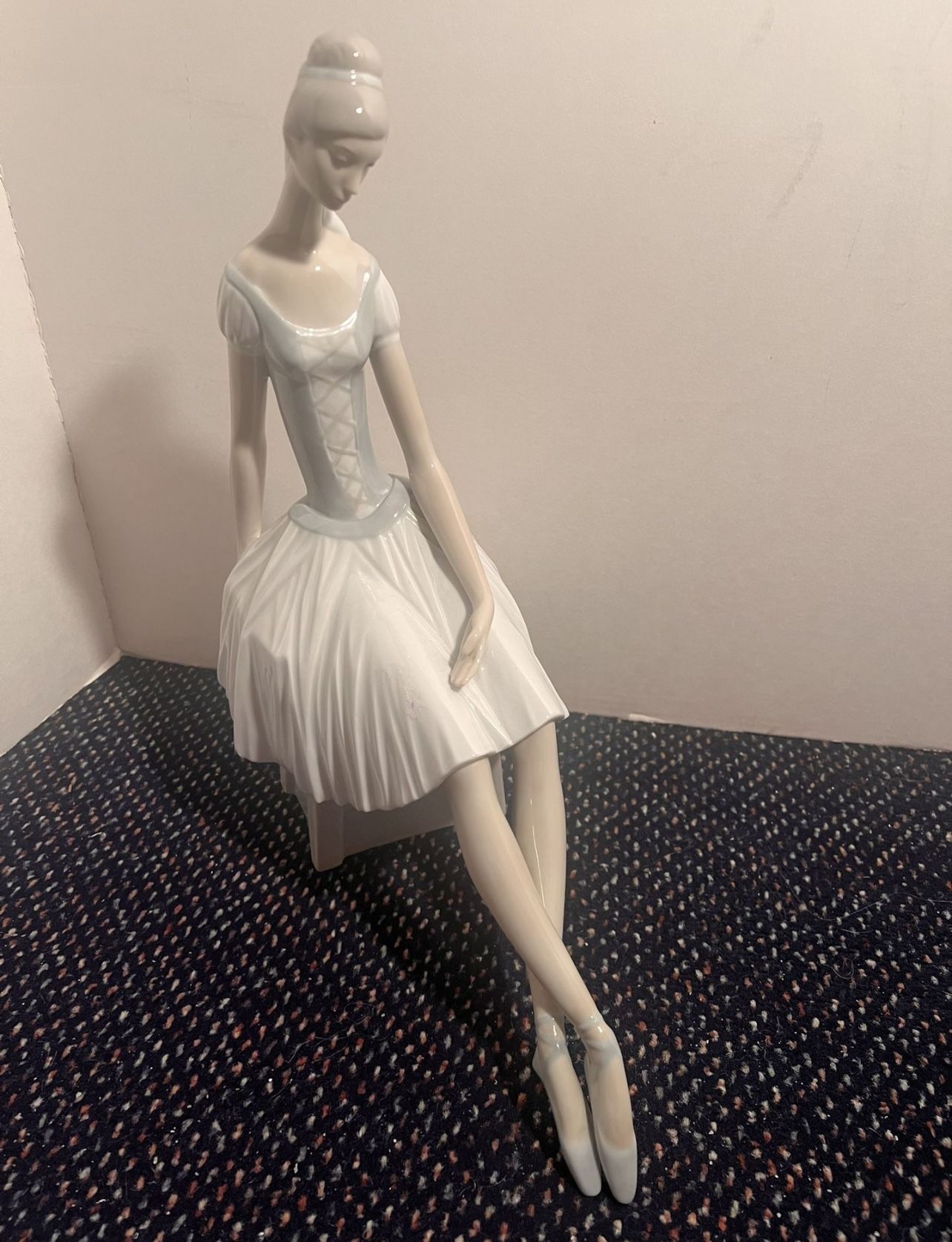Vintage Lladro Ballerina Nao Figurine - Retired & Rare - photo 3