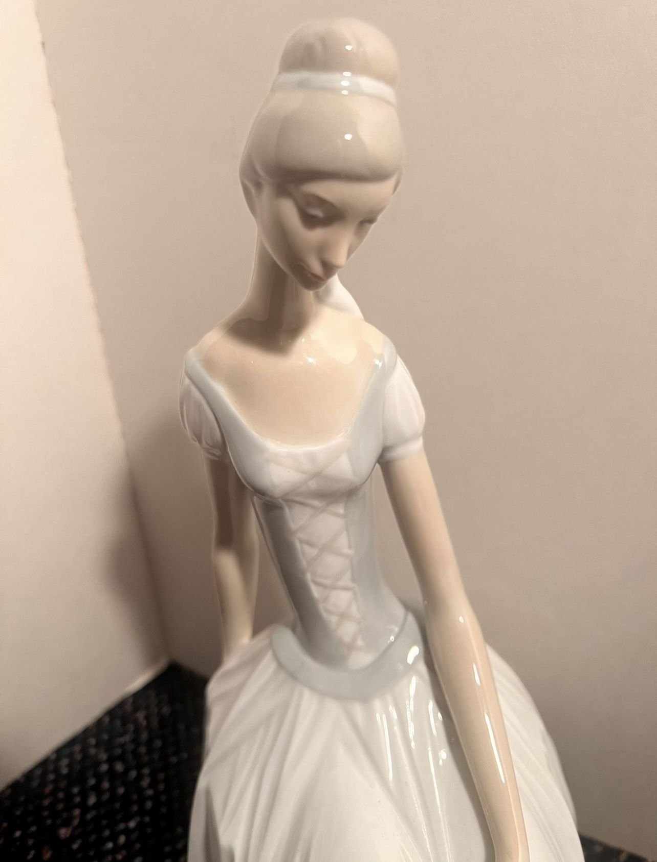 Vintage Lladro Ballerina Nao Figurine - Retired & Rare - photo 4