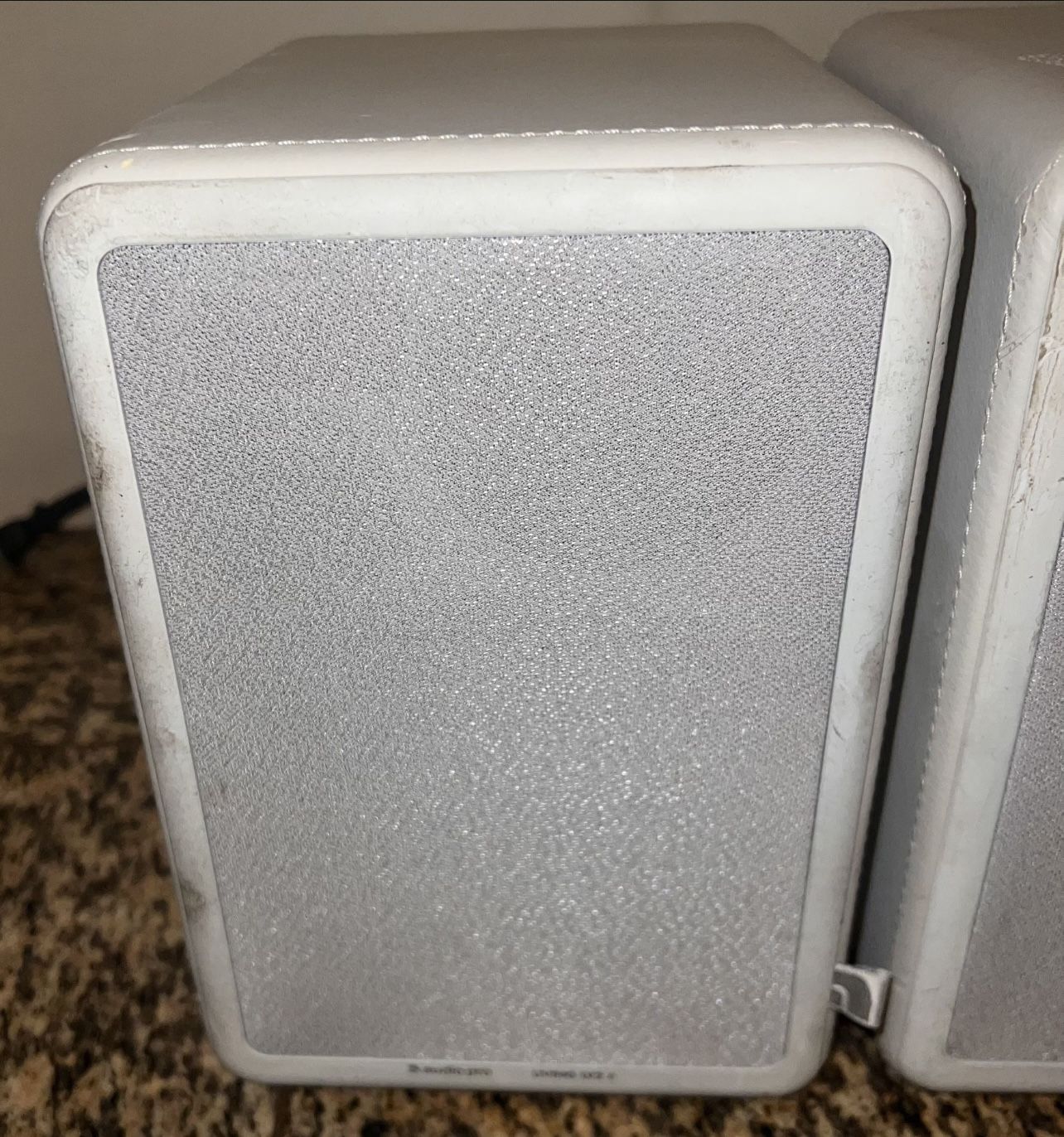 Audio Pro LV2E Wireless Speaker - photo 2