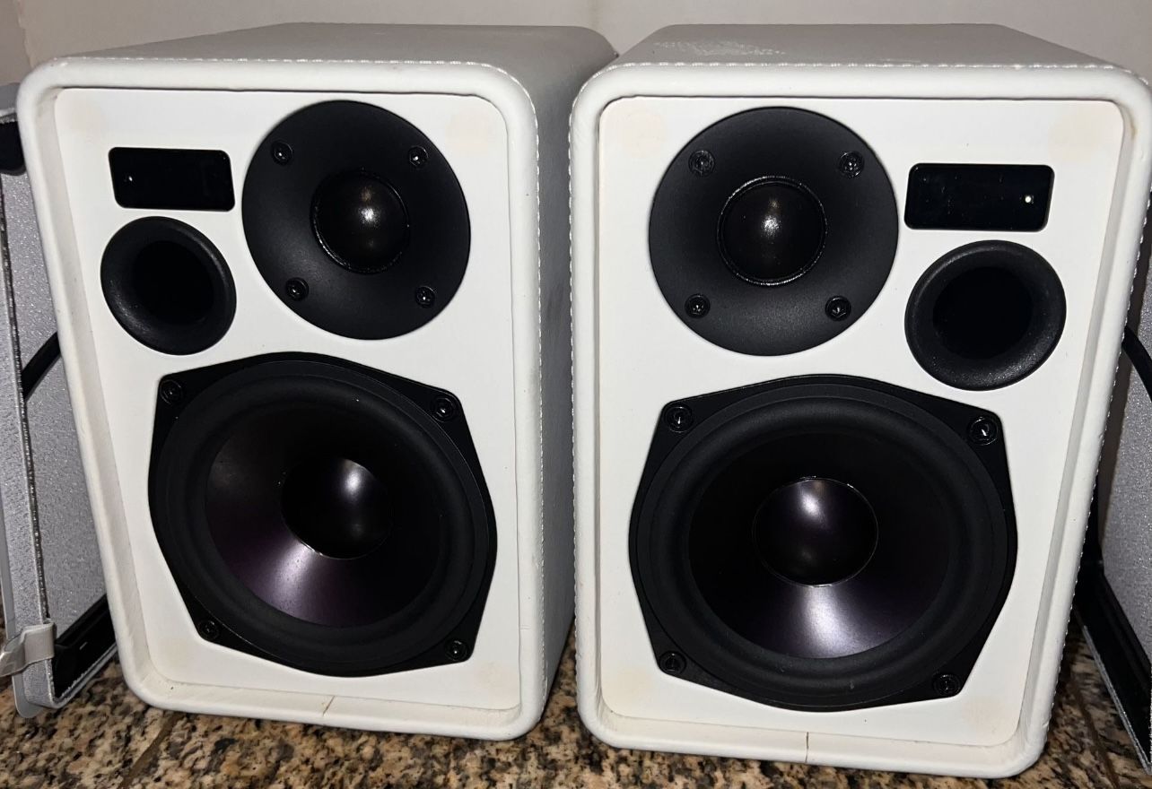 Audio Pro LV2E Wireless Speaker - photo 4