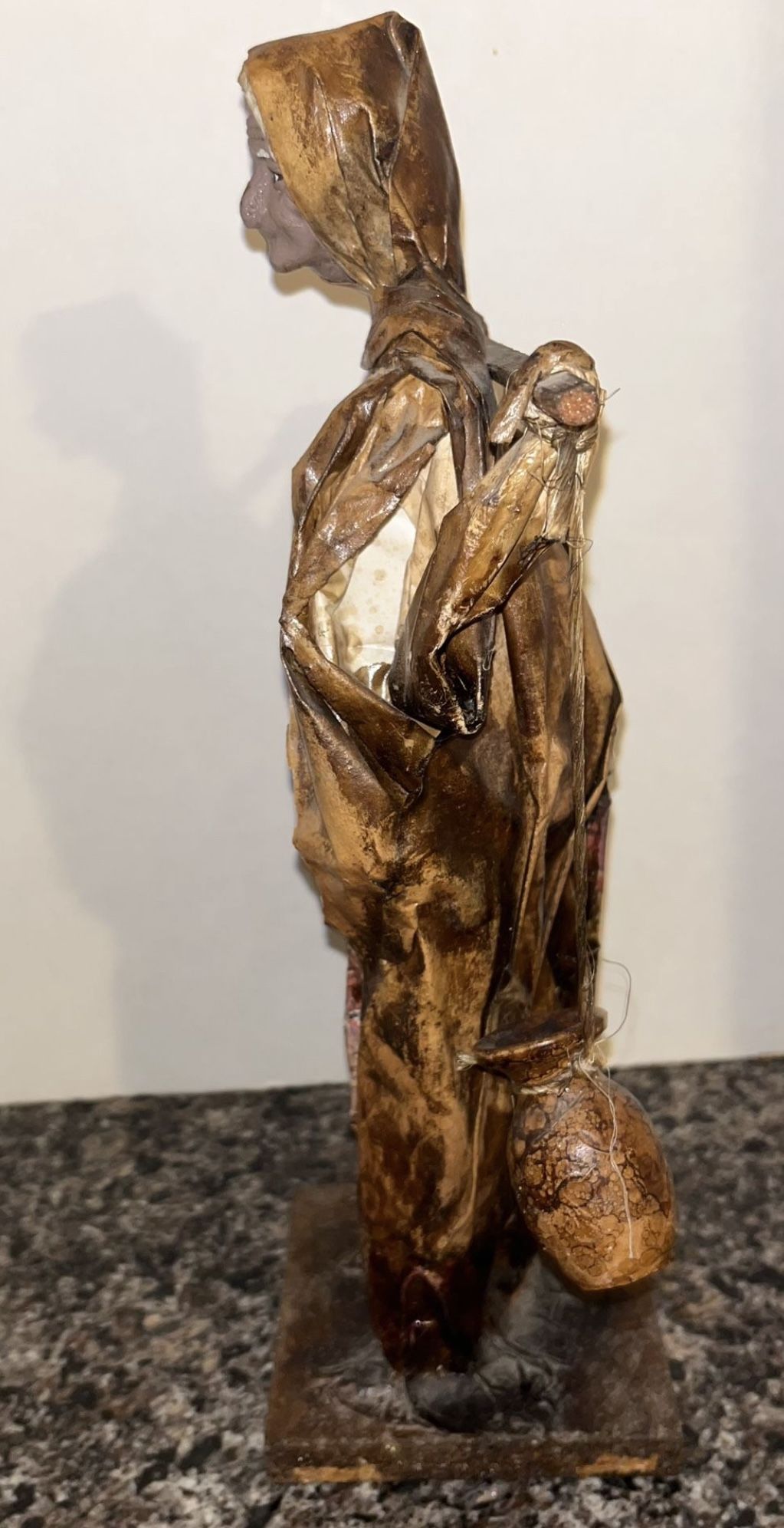 Vintage Mexican Folk Art Older Lady Carrying Water Jugs - photo 4