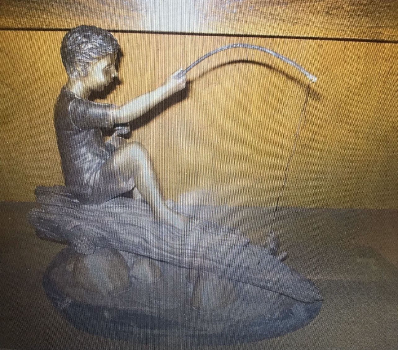 Boy Fishing Off Tree Bronze, Signed, Heavy - photo 3