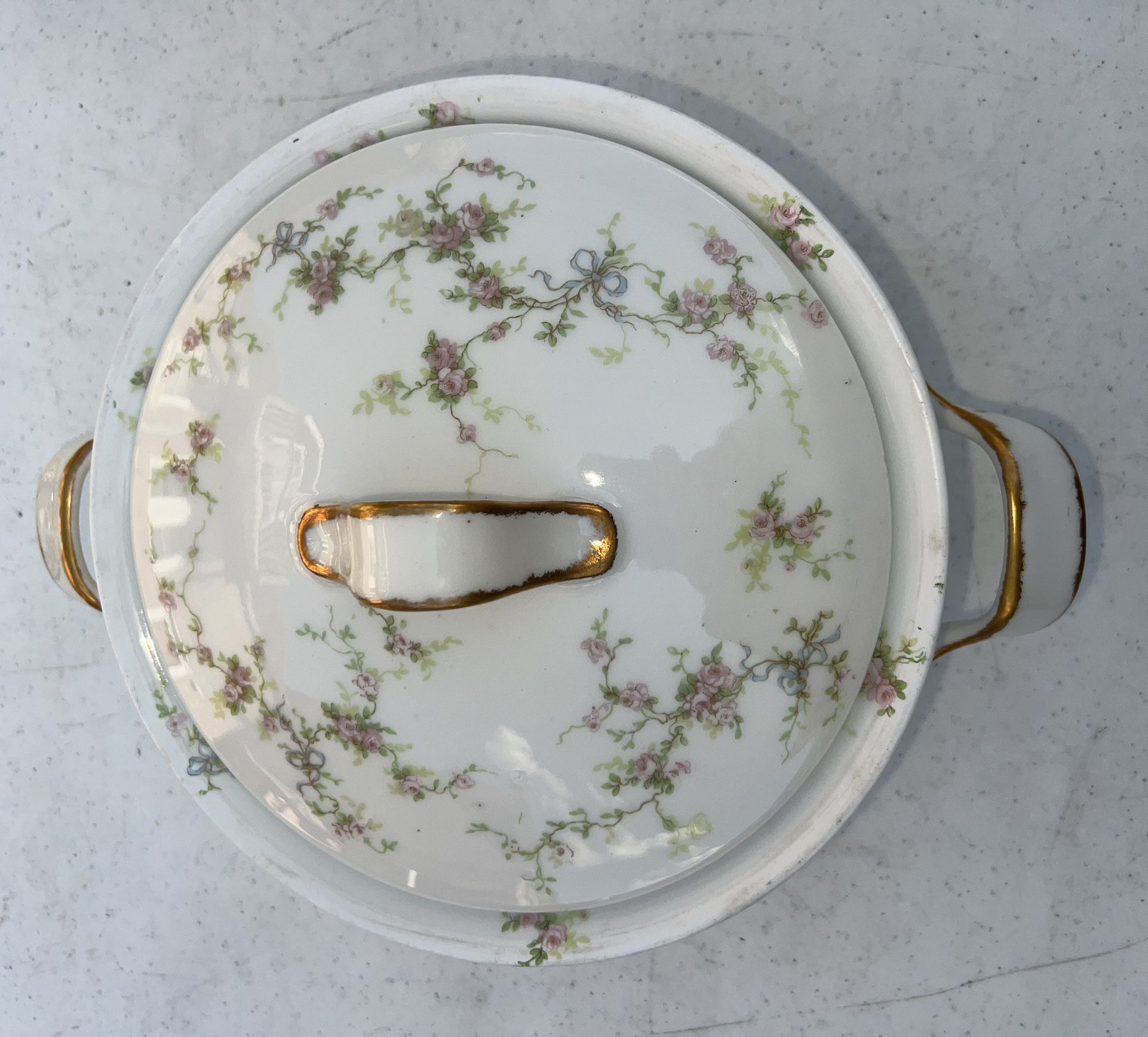 Theodore Haviland Limoges Oval Covered Vegetable Bowl - photo 5