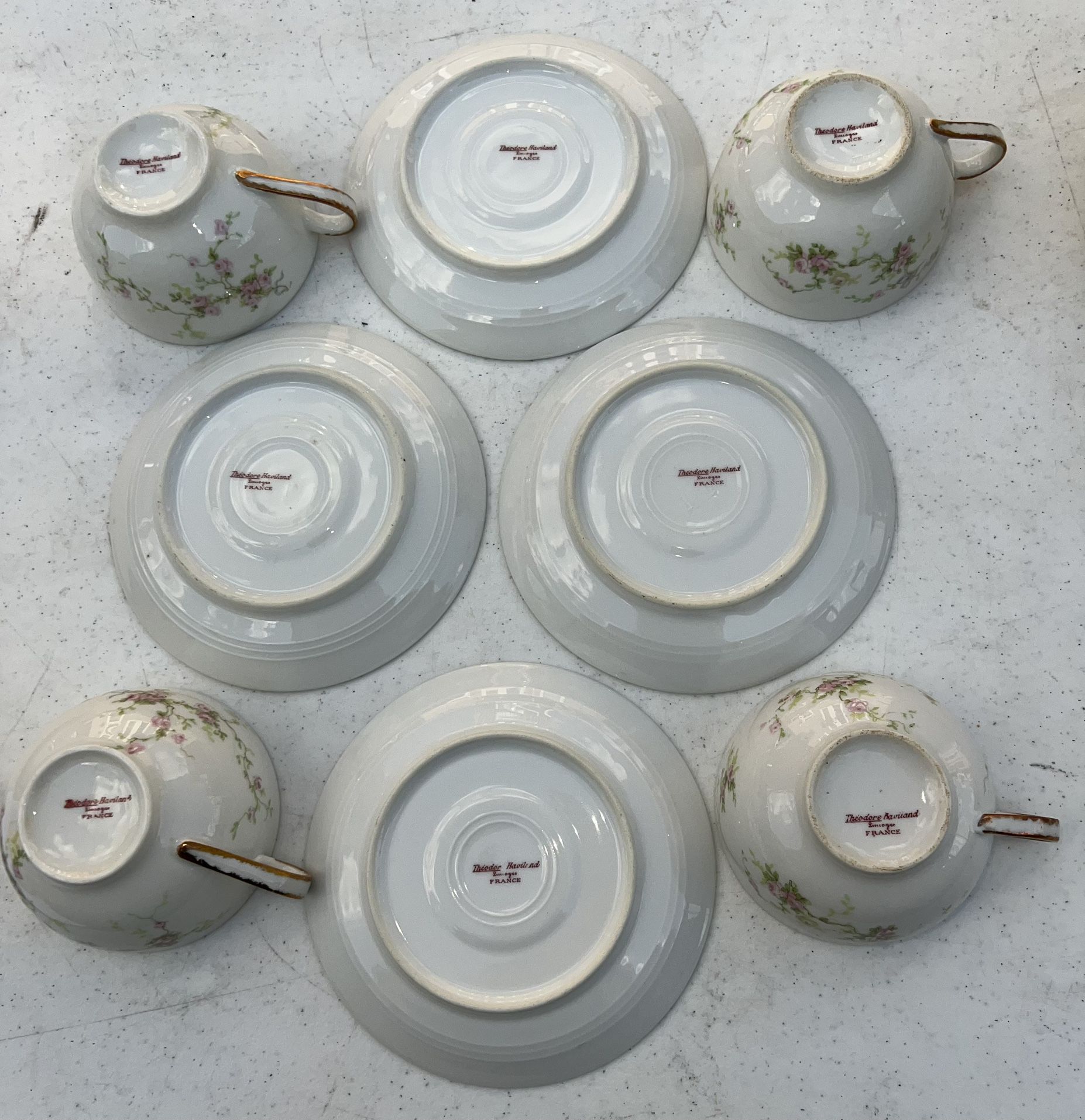 4 Antique Theodore Haviland China Cups & Saucers - photo 4