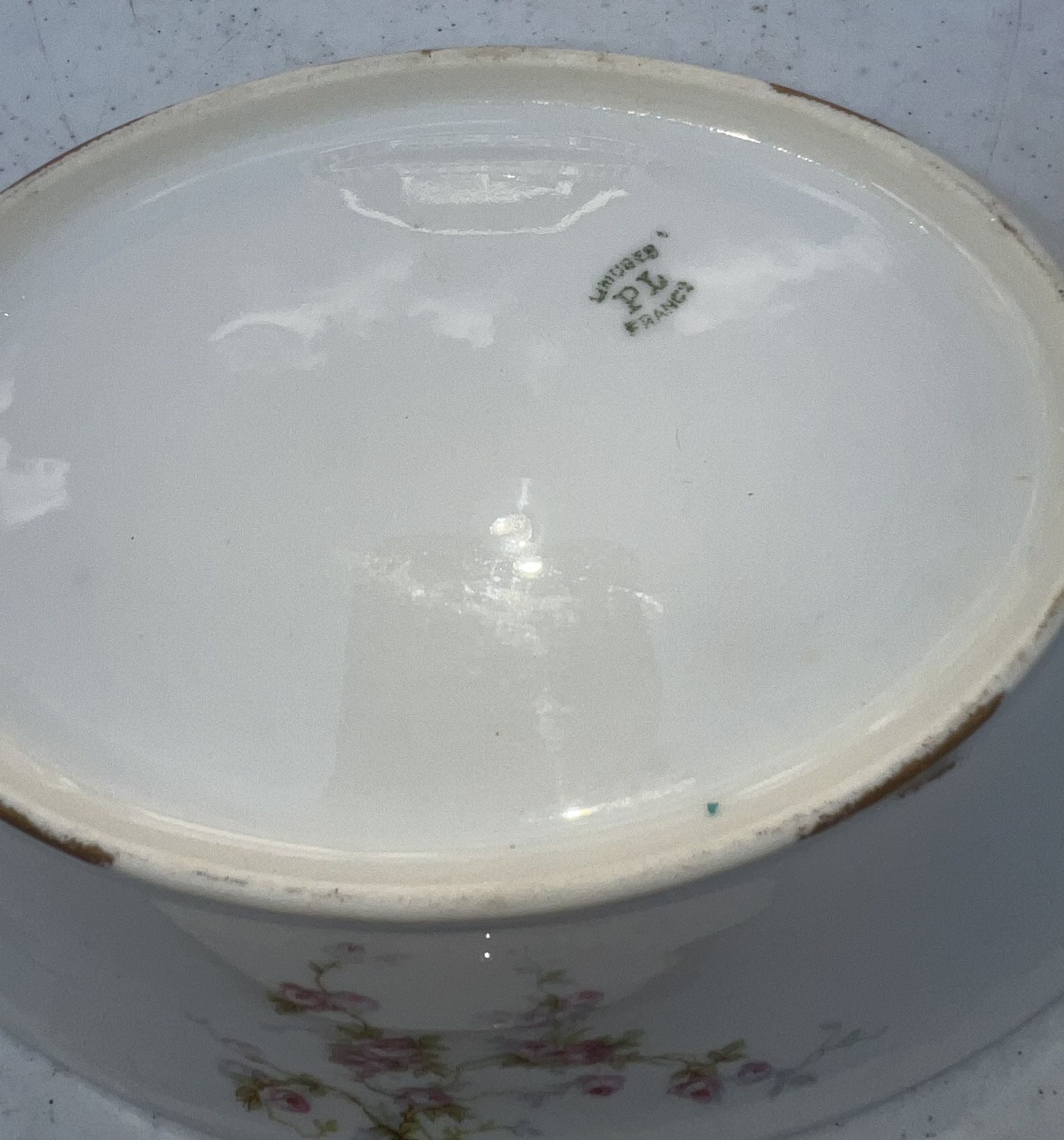 2 Limoges France Serving Bowls Gold Ends 9 3/8" x 6 3/4" - photo 5