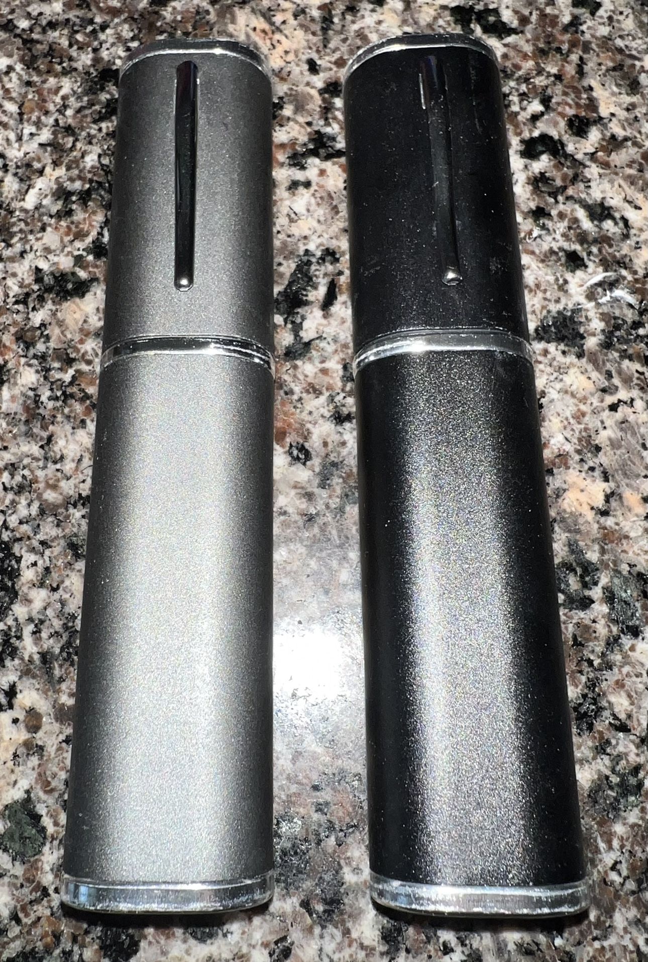 2 Design Optics By Foster Grant Reading Glasses + Case