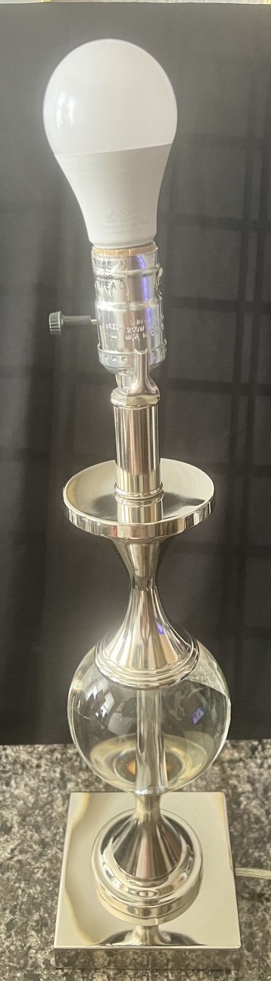 Sun Lite Crystal Ball & Silver Lamp