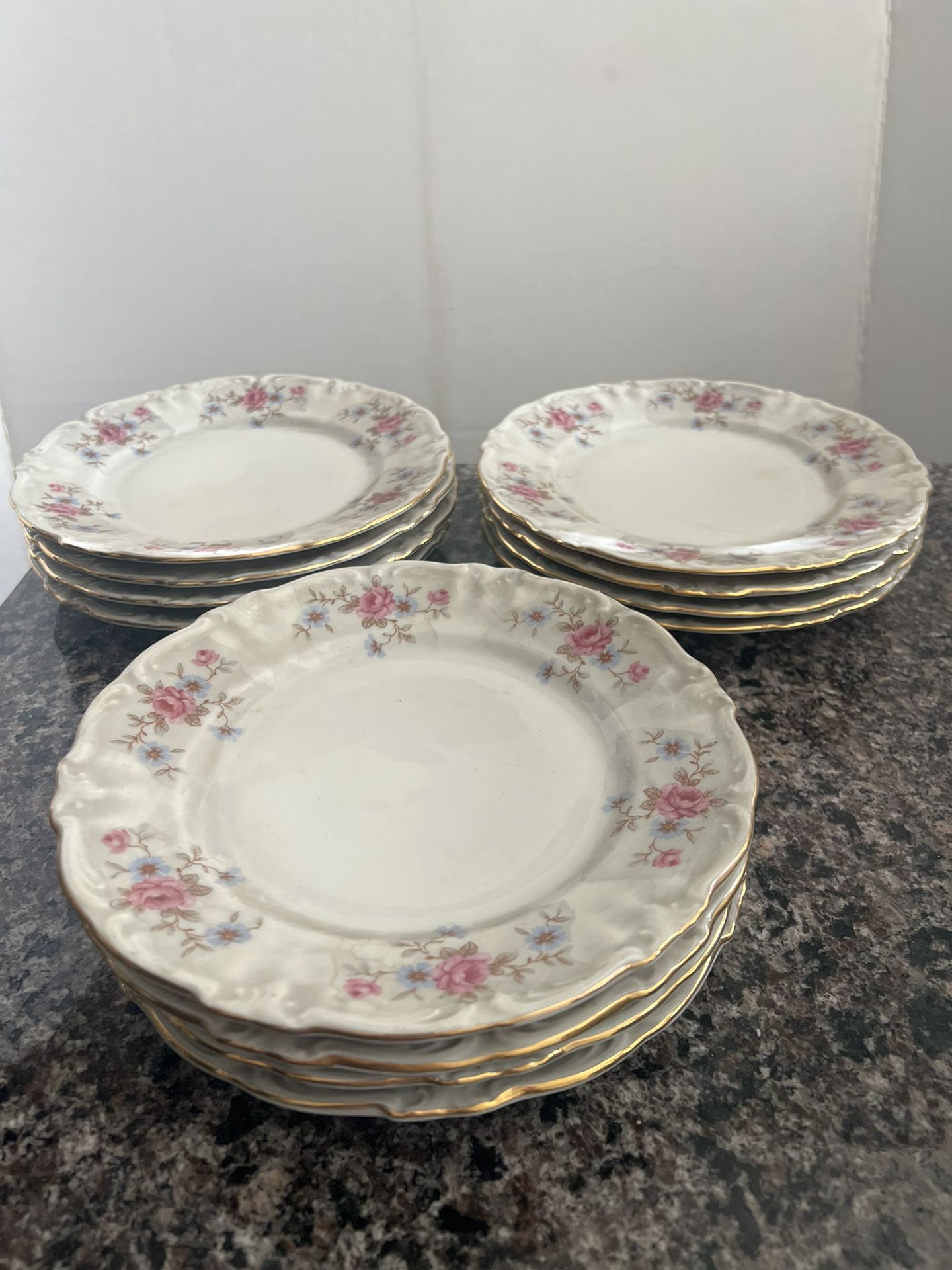ROYAL HEIDELBERG Winterling Gold Trim Salad Dessert Plate German