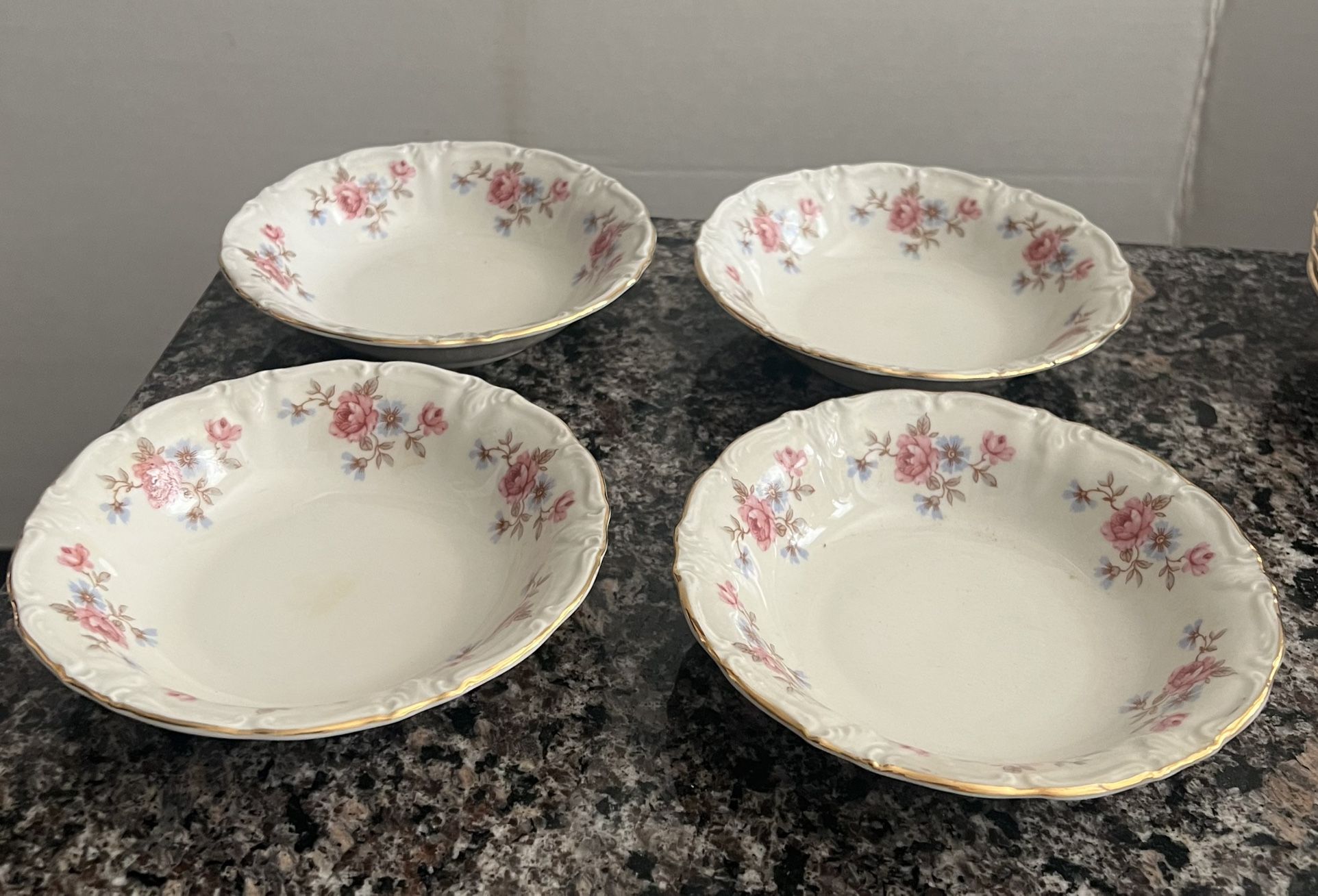 Royal Heidelberg Winterling Gold Trim Dessert Bowls (Set of 4)