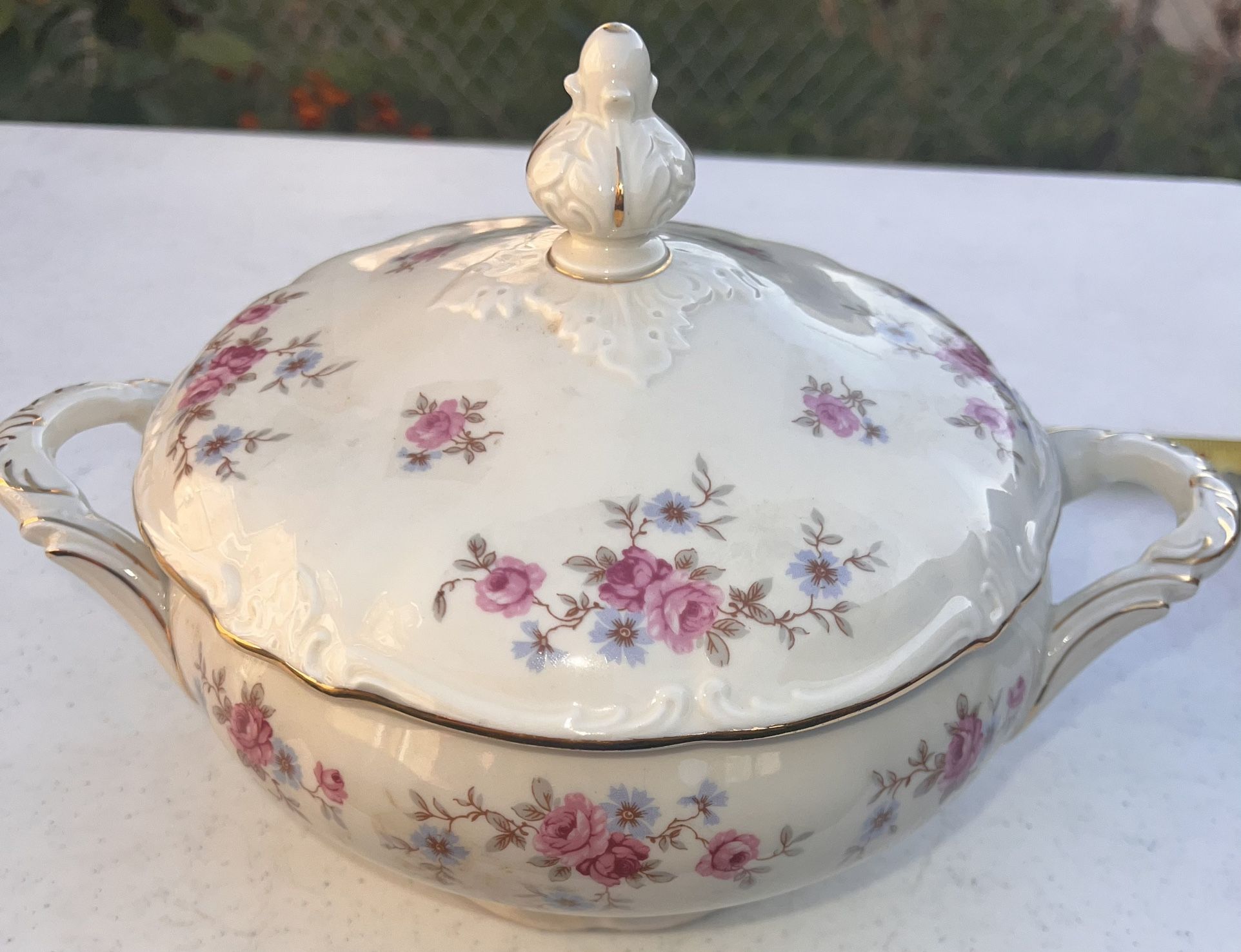 Royal Heidelberg Winterling Germany Flowered Covered Casserole D