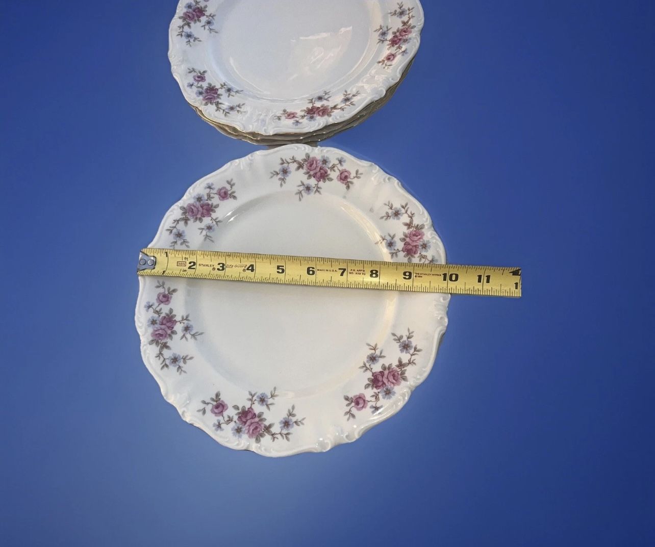 2 Royal Heidelberg Winterling Floral Dinner Plates Gold Trim Ger - photo 2