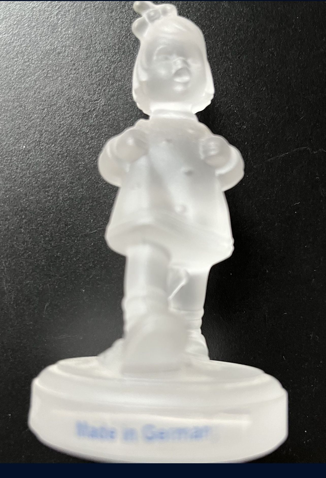 Goebel Hummel Crystal Paperweight - School Girl - photo 4