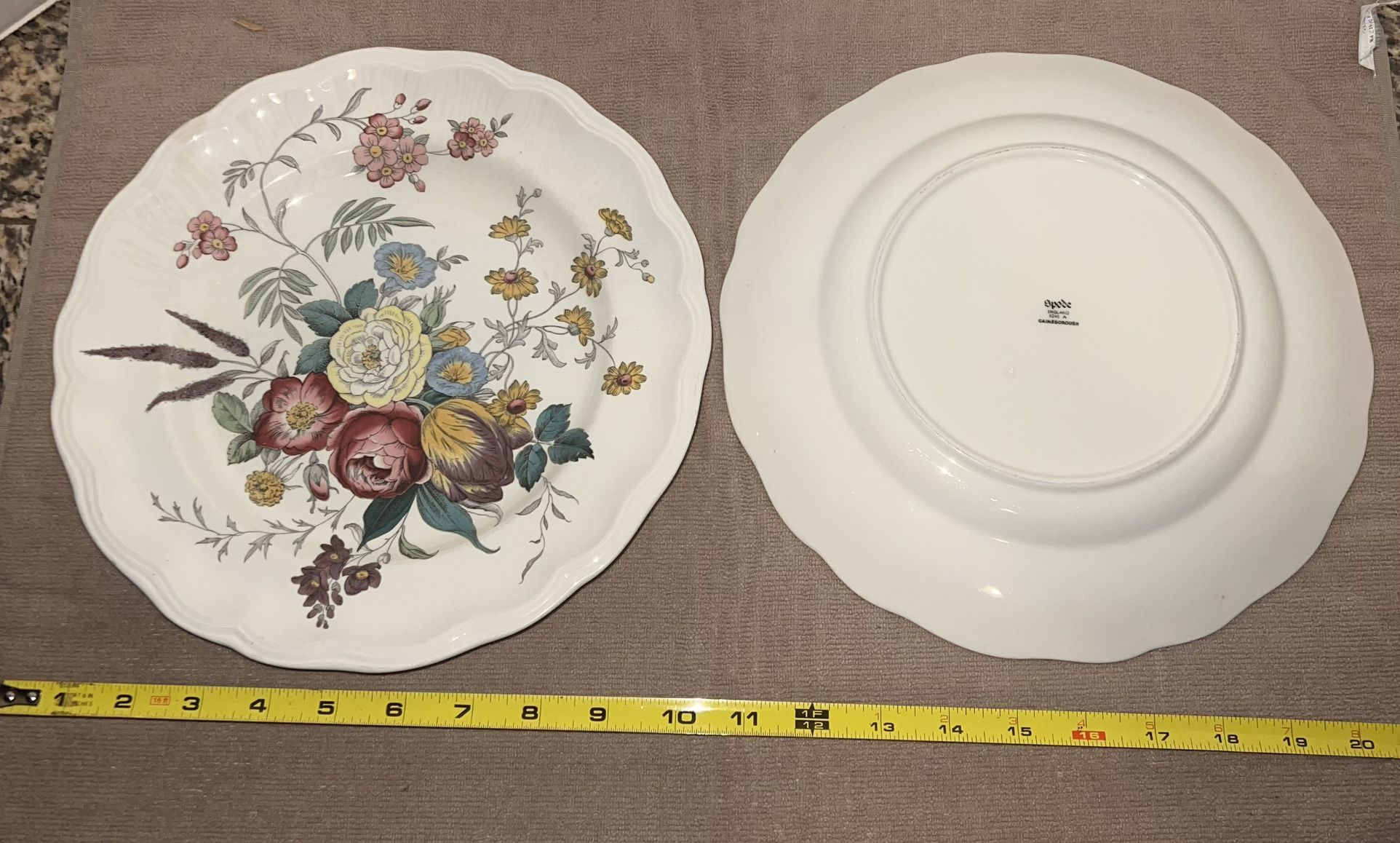 Gainsborough By Spode England Dinner Plates - Set of 13