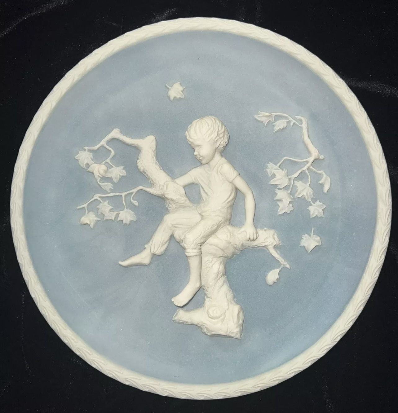 2 Avondale Collector Plates 1979 & 1980 by Francis Taylor Willia - photo 2
