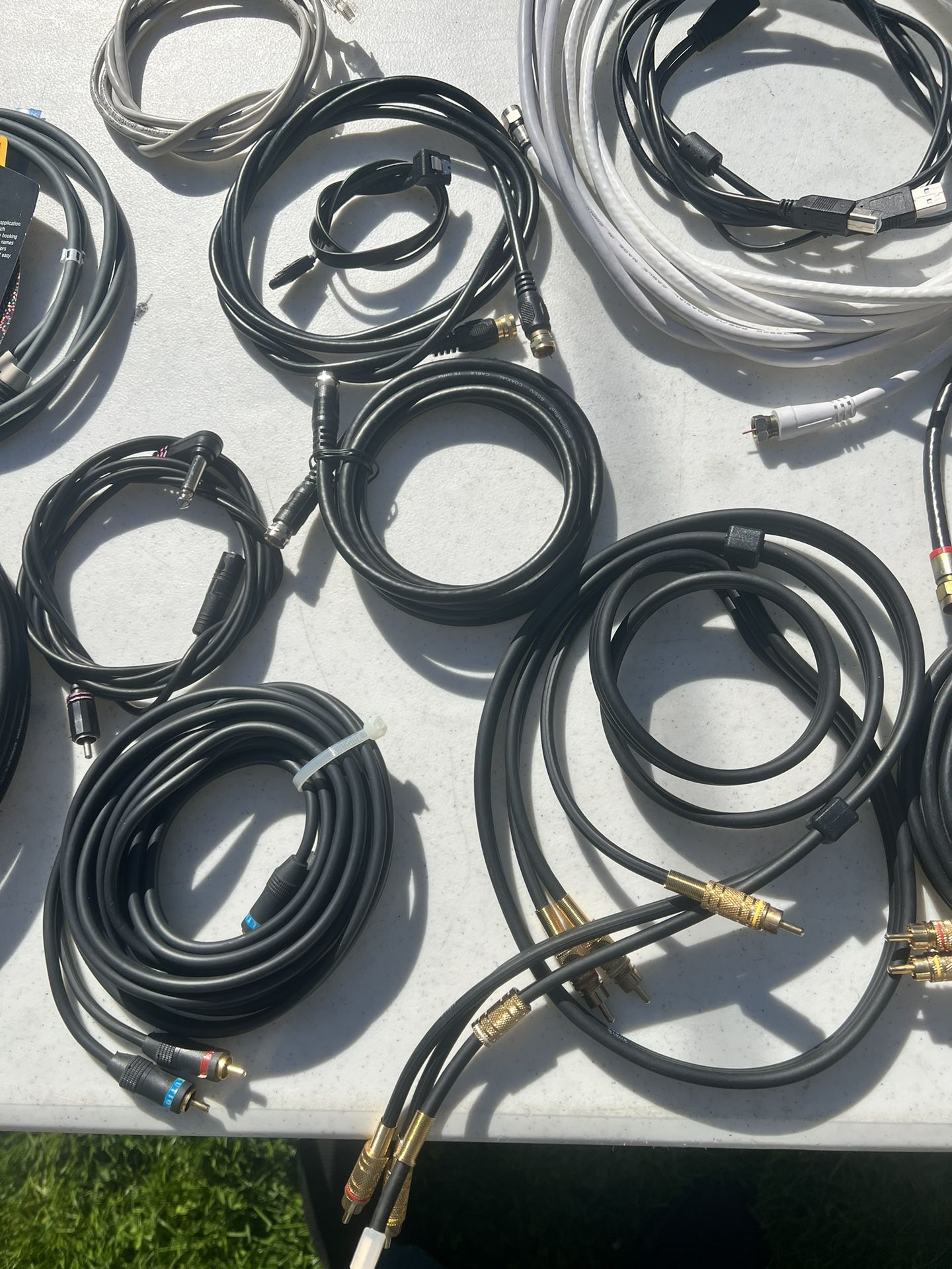 Complete Lot Of Video & Audio Cables Including Monster & More - photo 3
