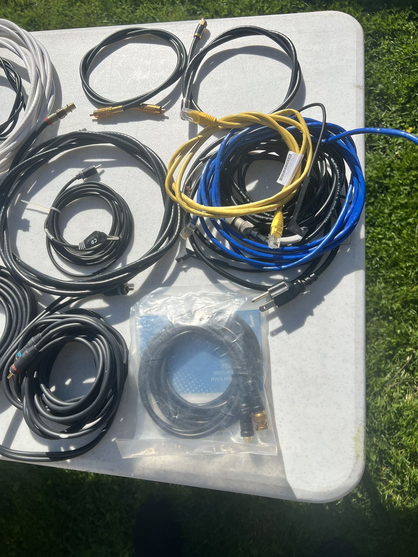 Complete Lot Of Video & Audio Cables Including Monster & More - photo 5