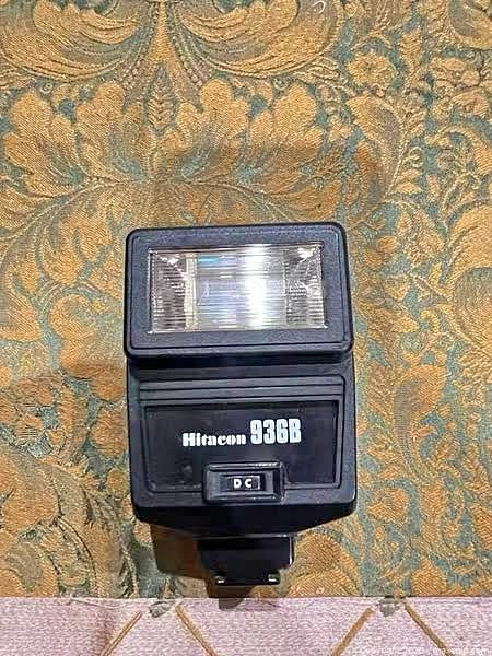Hitacon 936B Camera Flash Speedlight - Hot Shoe, Black