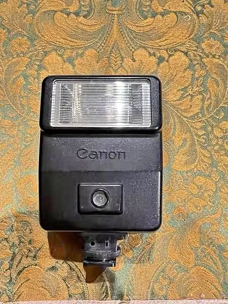 Canon Speedlite 155A Camera Flash / Speedlight