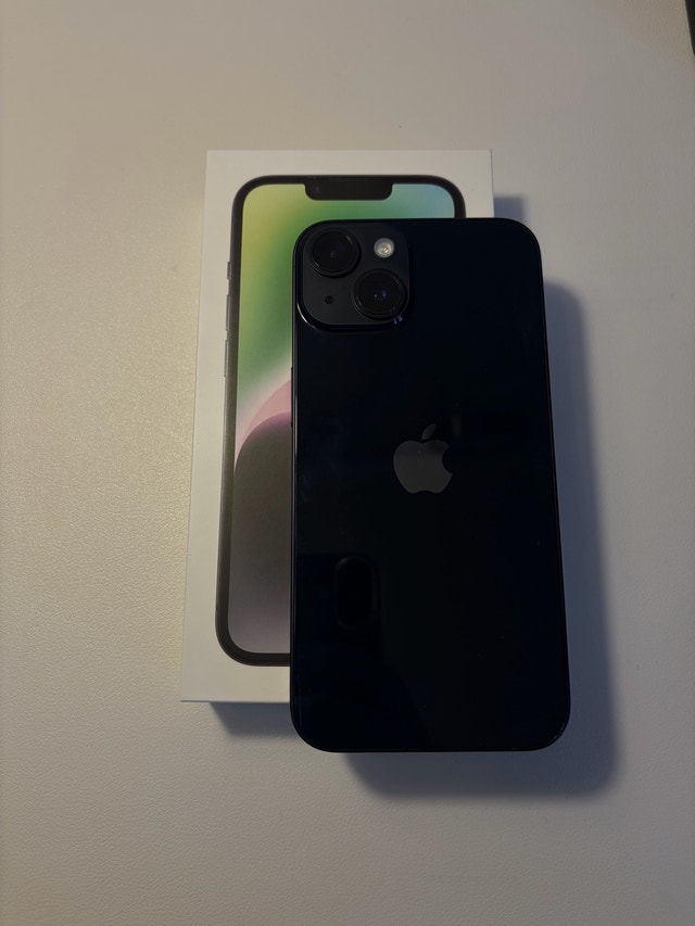iPhone 14 Midnight 256GB — With Box & Cable - photo 2