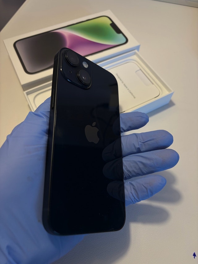 iPhone 14 Midnight 256GB — With Box & Cable - photo 5