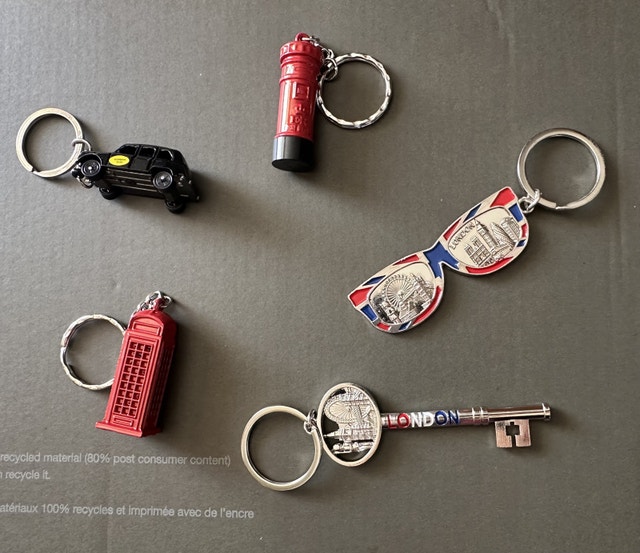 London England Souvenirs Keychains